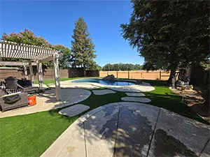 RMR Construction & Remodeling concrete construction, driveways, walkways, retaining walls, pavers, backyard landscaping, backyard remodeling, whole house landscaping