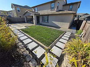 RMR Construction & Remodeling concrete construction, driveways, walkways, retaining walls, pavers, backyard landscaping, backyard remodeling, whole house landscaping