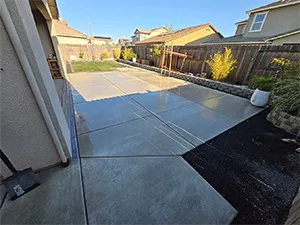 RMR Construction & Remodeling concrete construction, driveways, walkways, retaining walls, pavers, backyard landscaping, backyard remodeling, whole house landscaping